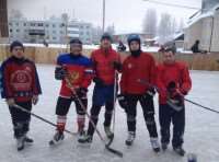 В Вынди Острове состоялся первый матч по хоккею!!!