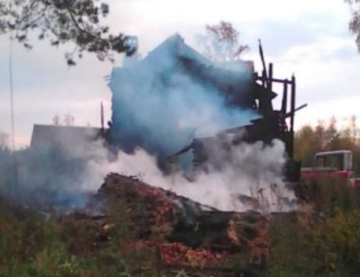Пожар в Сясьстрое, ул. Кольцевая, 33 17 октября 2015