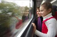 Учащиеся смогут ездить за половину цены на пригородных поездах