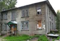 Капремонт и расселение из аварийных домов в Волховском районе