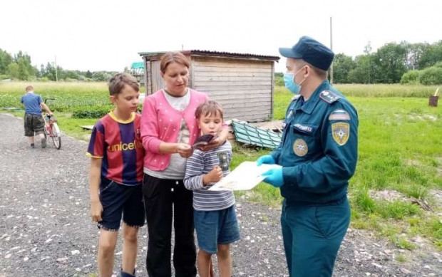 Профилактический рейд с многодетными семьями