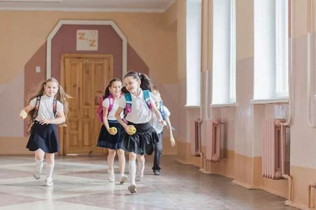 В школах РФ отменят общие перемены