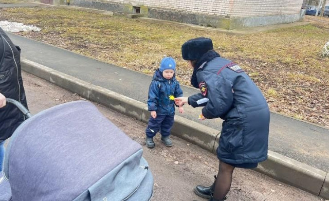 Будь замечен на дороге: акция Госавтоинспекции в Волховском районе