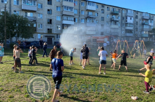 Весело и с пользой о пожарной безопасности детворе