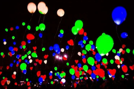 Новогодний фестиваль светошариков в Волхове