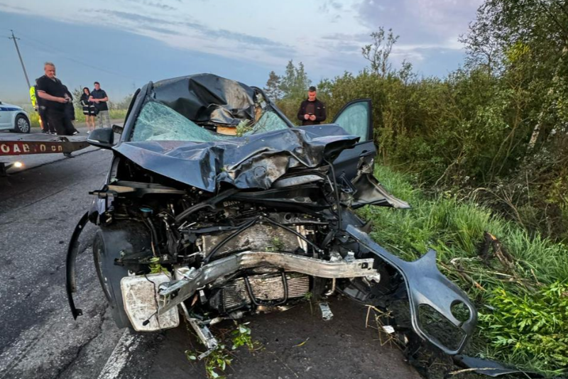 Мотоциклист погиб в аварии с легковушкой