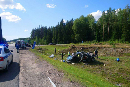 В аварии двух легковушек погиб 73-летний водитель