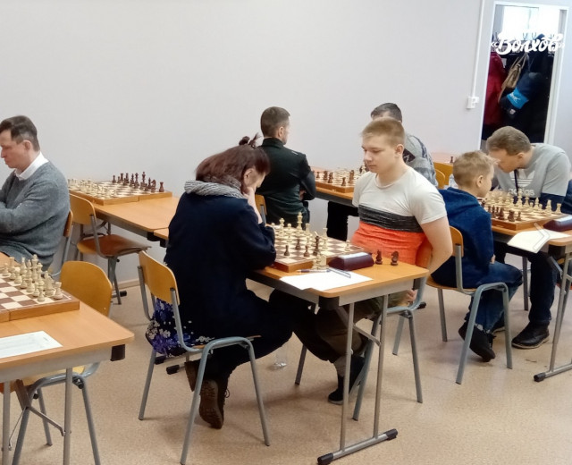Александр Налетов - новый чемпион Волхова по шахматам