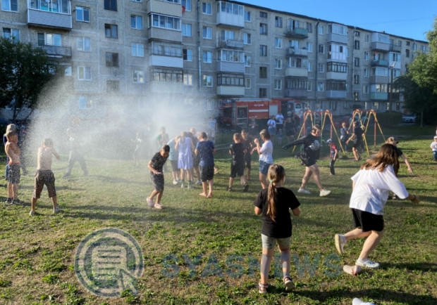 Весело и с пользой о пожарной безопасности детворе