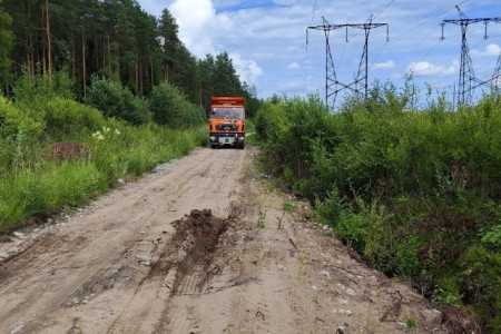 В деревне Судемье долгожданный ремонт дороги