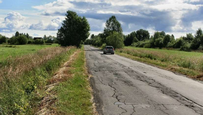 Прокуратура проверила дороги в Волховском районе