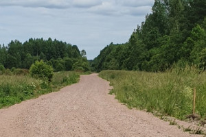В Волховском районе обновили три разбитые дороги