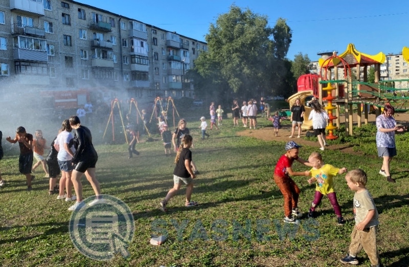 Весело и с пользой о пожарной безопасности детворе