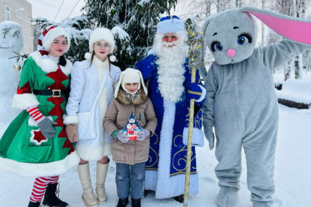 Новогоднее чудо в Кисельнинском сельском поселении: радость для маленьких