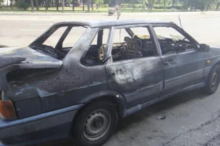 Мужчина подпалил автомобиль бывшей подруги