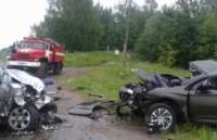 В Волховском районе столкнулись два автомобиля