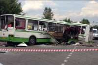 При столкновении двух автобусов пострадали 15 человек