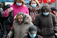 В Госдуме предложили обязать простудившихся носить маски