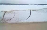 В Ладожском озере лед рвется и встает на дыбы